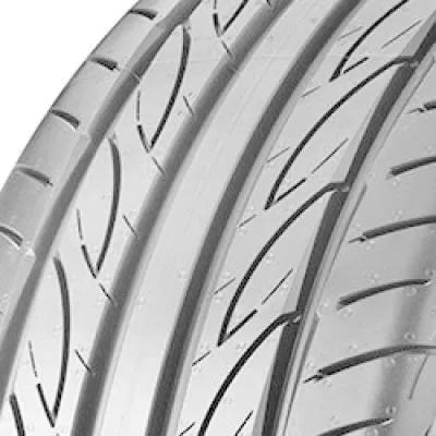 Advan Fleva V701 245/40 R18 97W