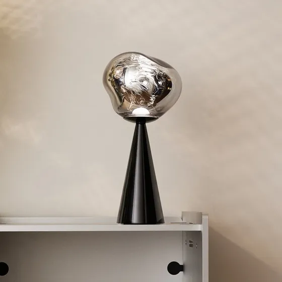 Tom Dixon Lampada da tavolo Melt Portable LED, Nera