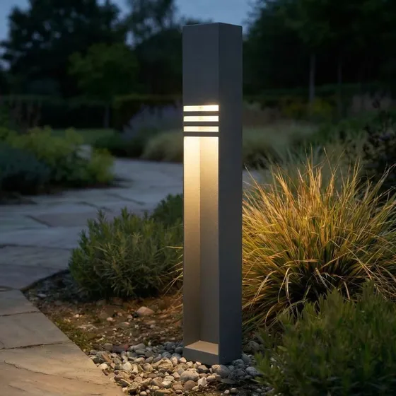 Lucande Lampione a LED Oxido Antracite 80 cm - Angolare