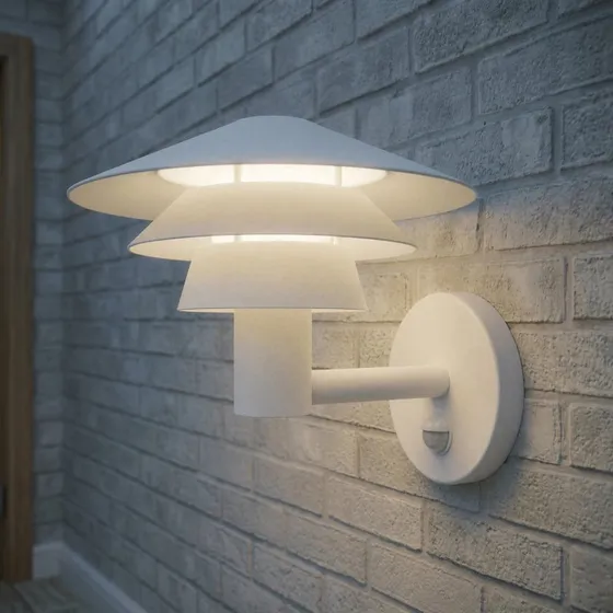 Applique da esterni LED Lucande Montaro, Bianca, con Sensore, IP54