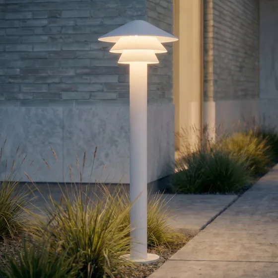 Lampione a LED Lucande Montaro, 110 cm, Bianco, IP54