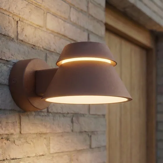 Lucande Moena Applique da Esterni LED IP44 Marrone