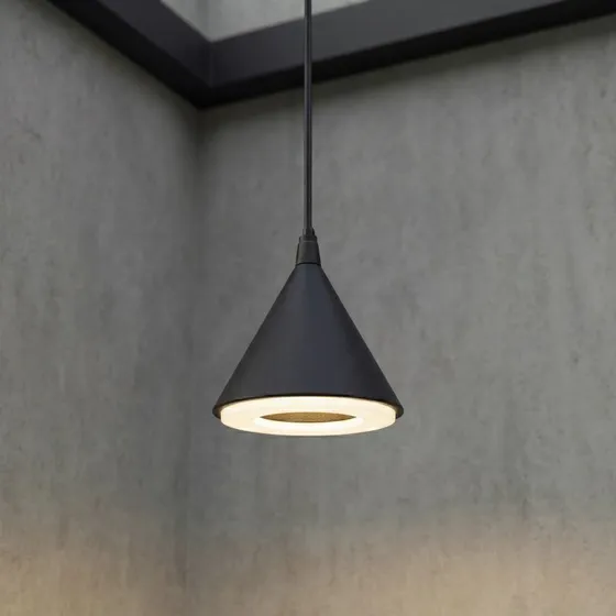 Lindby Lampada a sospensione LED Soran, Nera, Ø 15 cm, IP44