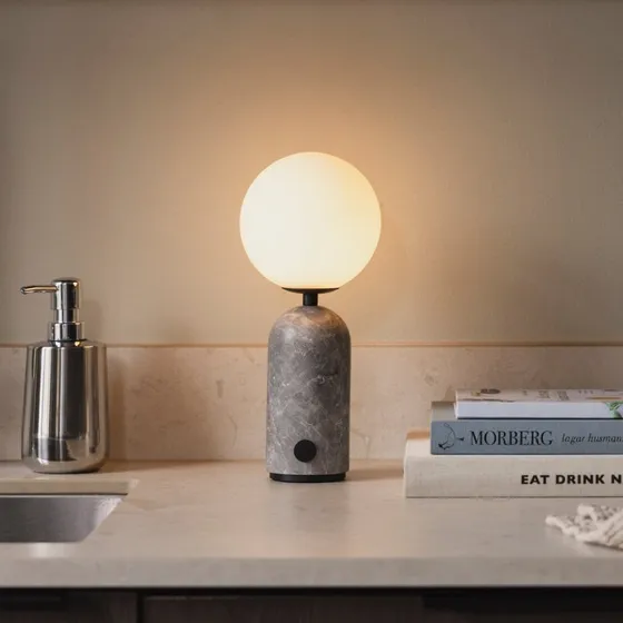 Globen Lighting Lampada da tavolo Torrano, marmo grigio