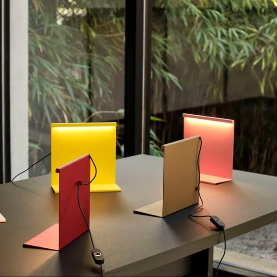HAY LBM Lampada da Tavolo LED con Dimmer, Terracotta