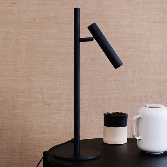 Lampada da tavolo LED Dyberg Larsen Carlo Matt Black