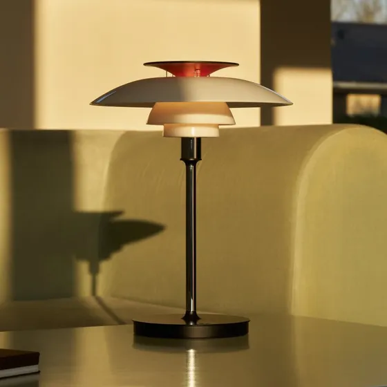 Louis Poulsen PH 80 Lampada da tavolo a batteria LED IP44