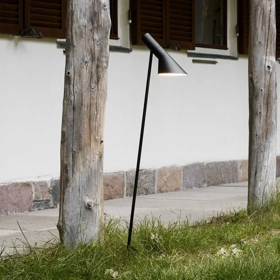 Louis Poulsen AJ Garden Lampada da Giardino LED 95 cm - Nero