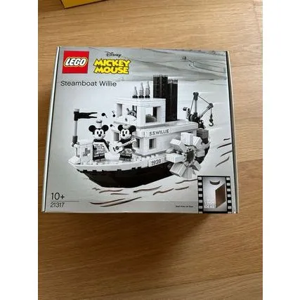 LEGO Ideas Steamboat Willie 21317