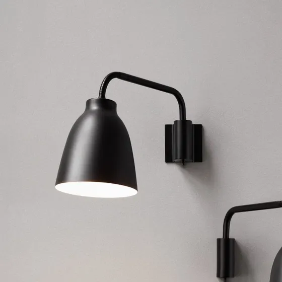 FRITZ HANSEN Applique Caravaggio Nera