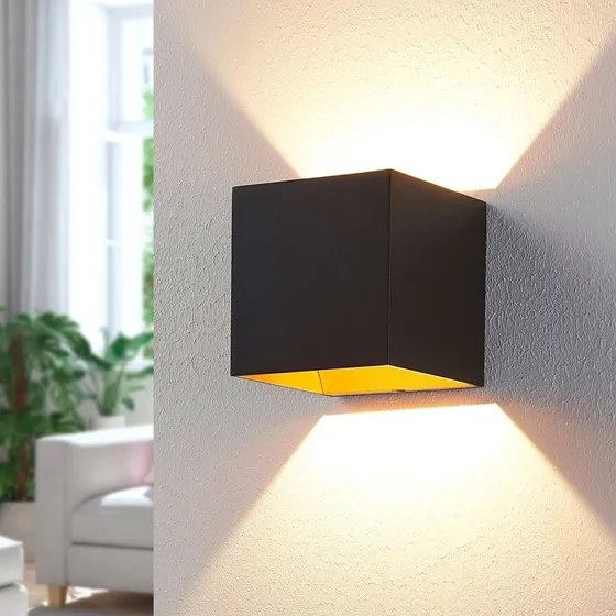 Zuzana Applique da Parete Angolare Nero e Oro con LED