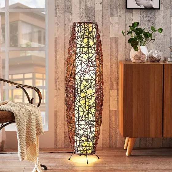 Lindby Nias Lampada da Terra in Rattan e Legno
