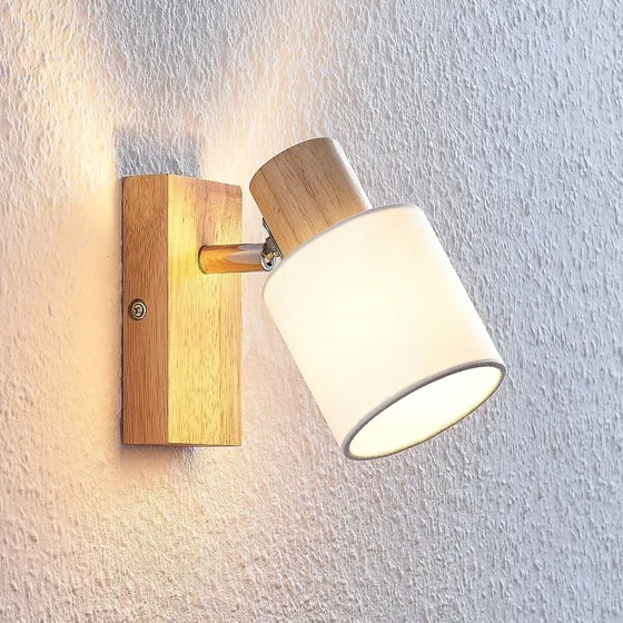 Lindby Applique Wanessa Legno e Bianco - Design Scandinavo