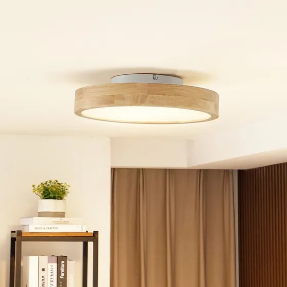 Lindby Plafoniera Milada in Legno e Bianco con Telecomando
