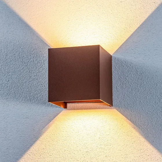 Applique da esterni LED Lindby Nivar, angolare, color ruggine, 10 cm