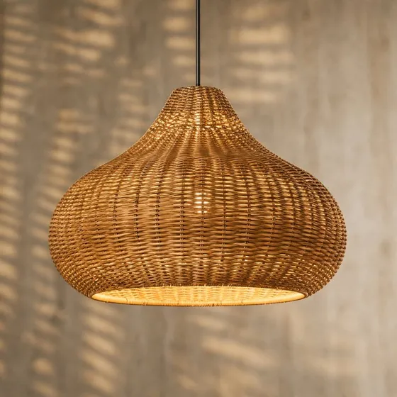 Lampada a sospensione esterna Lucande Taniola in rattan beige