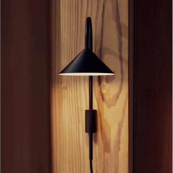 Applique FRANDSEN Grasp Nero Opaco 40 cm con Spina