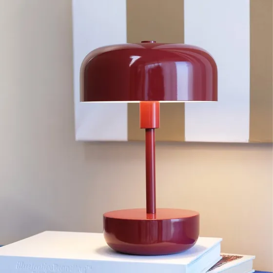 Haipot Dyberg Larsen Lampada da Tavolo LED Portatile Rosso Scuro