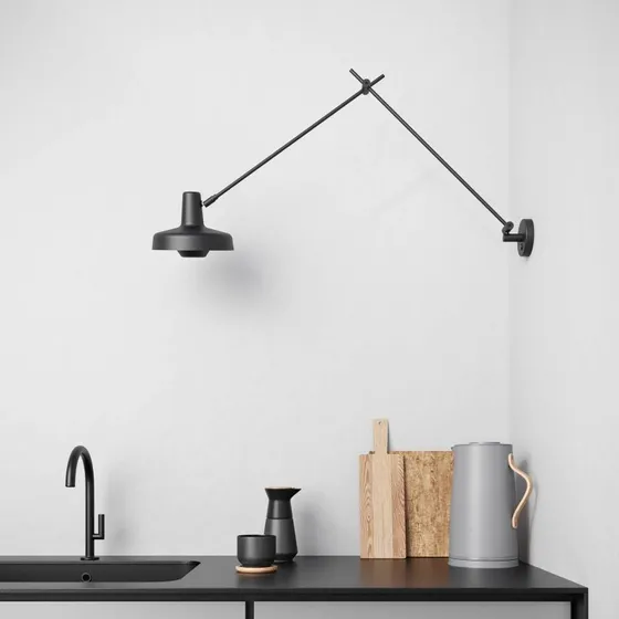 GRUPA Arigato Lampada da Parete Orientabile Nero 110cm