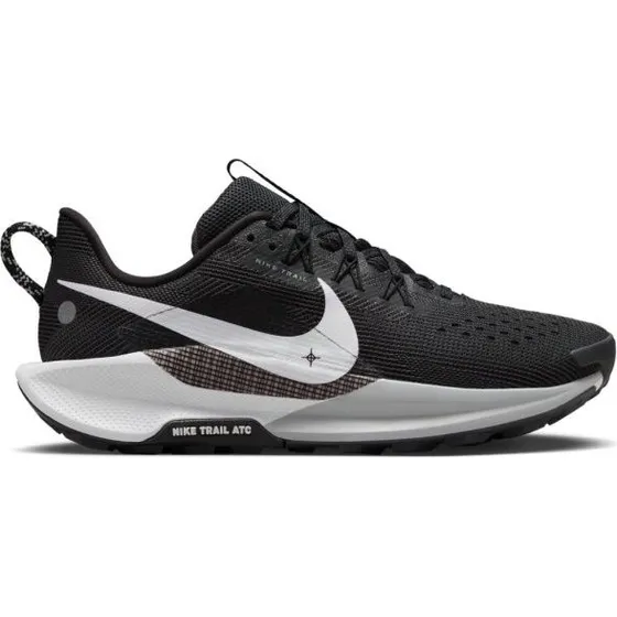 Nike Pegasus Trail 5 Tg. 40½ Nero