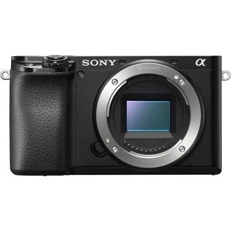Sony Alpha 6100 Kit con Obiettivo 16-50mm e 55-210mm Nero