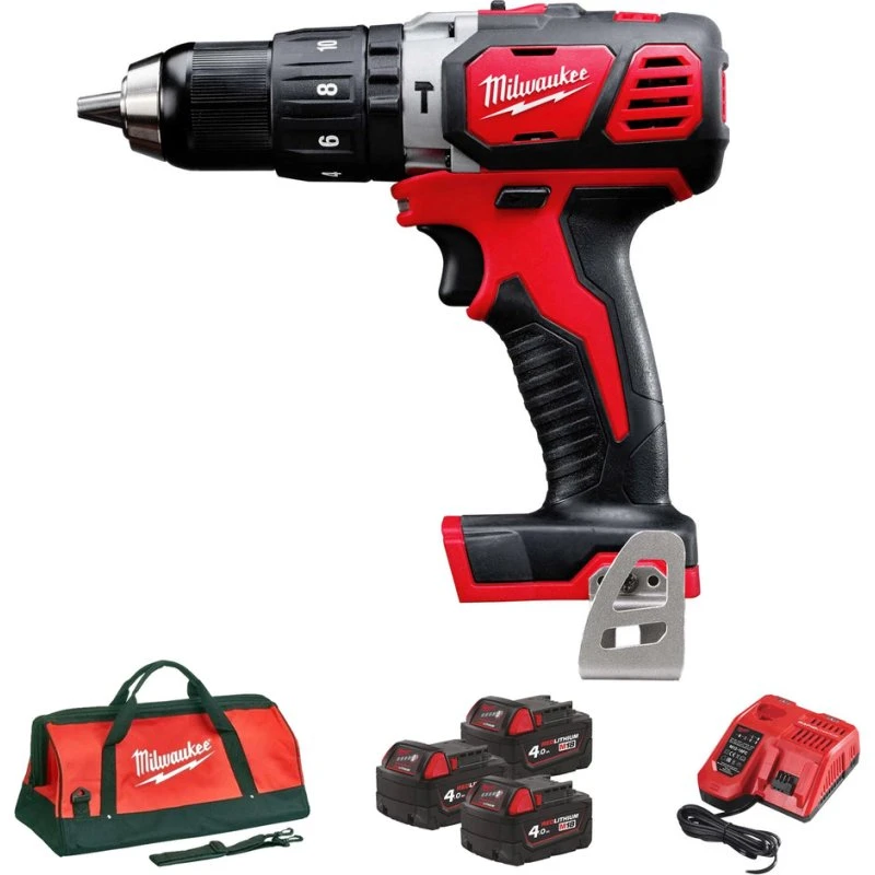 Milwaukee M18 BPD-403C Trapano Percussione 18V 4Ah 3 Batterie