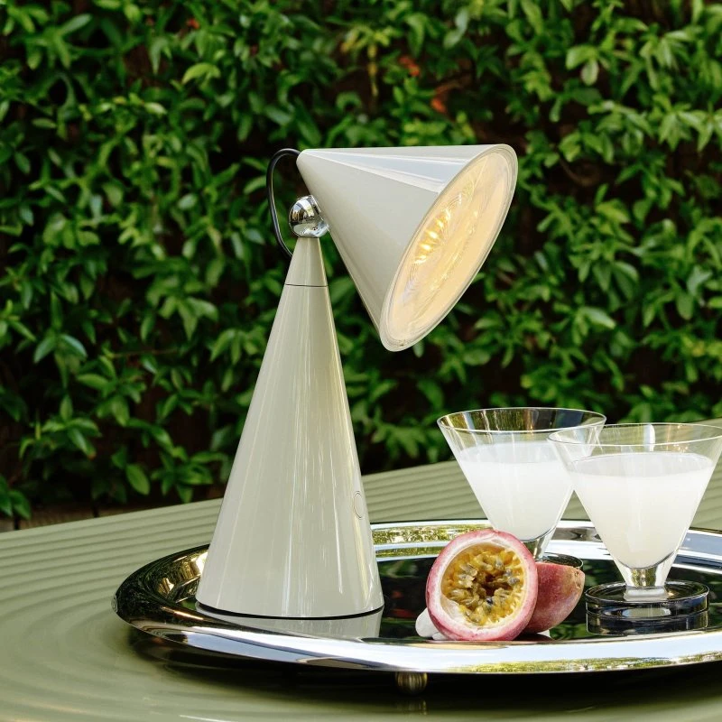 Tom Dixon Lampada da Tavolo Pose Putty Ricaricabile