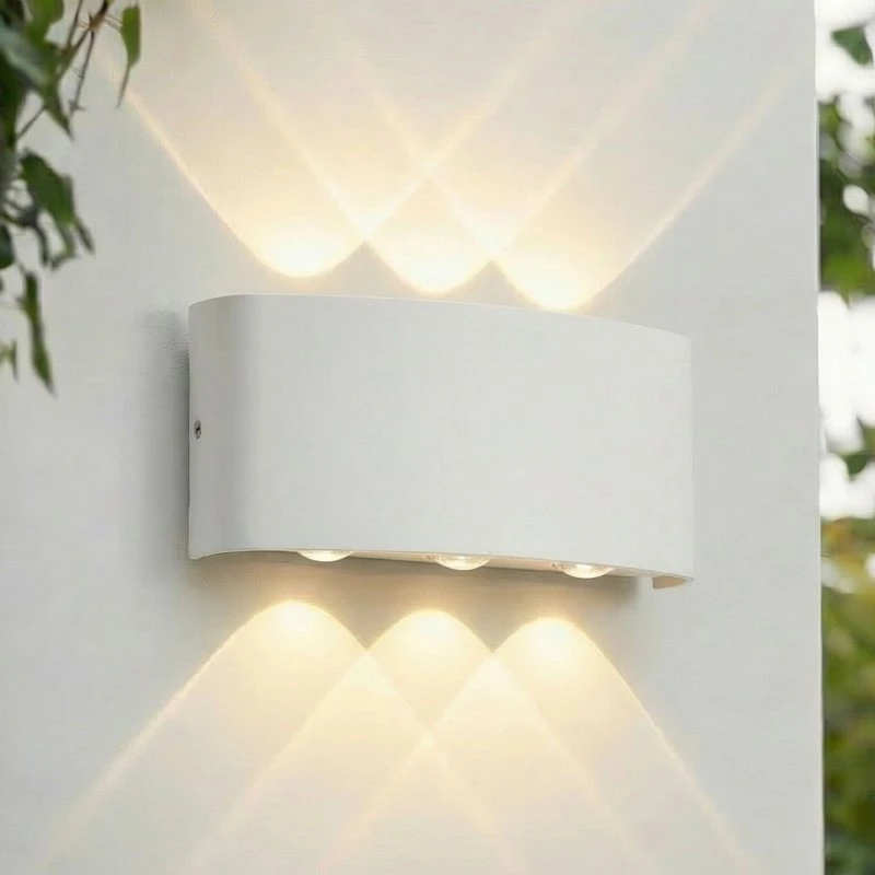 Lindby Applique da esterni LED Ithan, 3 luci, bianca, 17 cm