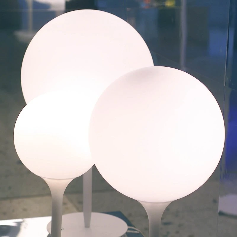 Artemide Castore Lampada da Tavolo in Vetro Opale Bianco
