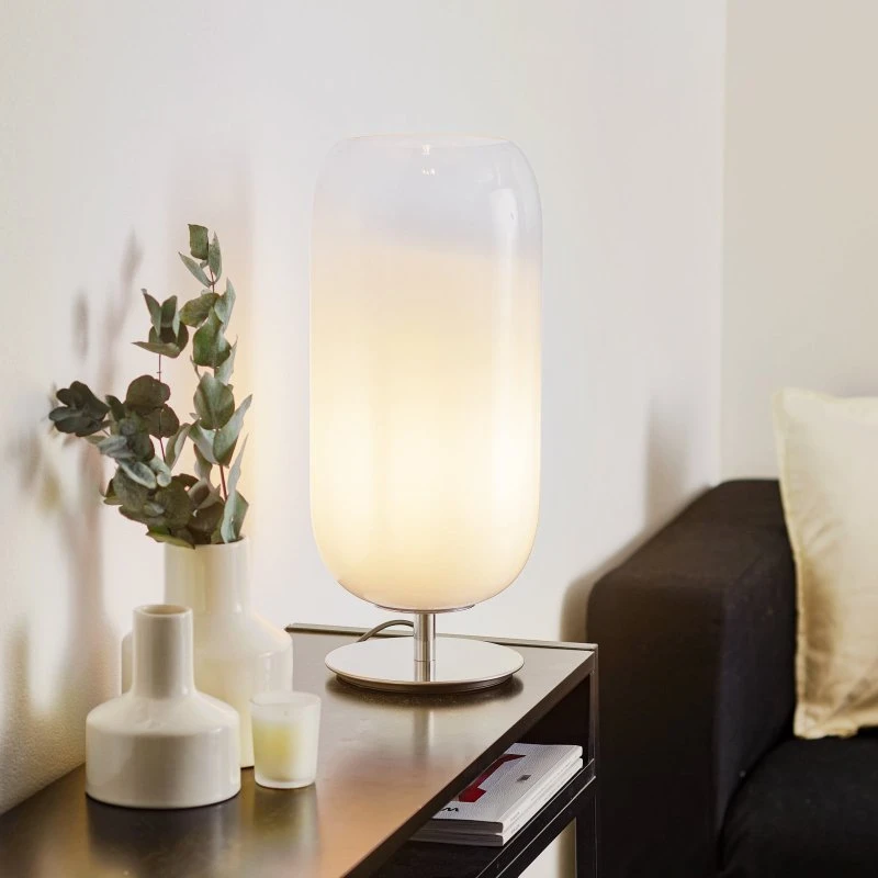 Artemide Gople Lampada da Tavolo in Vetro Bianco