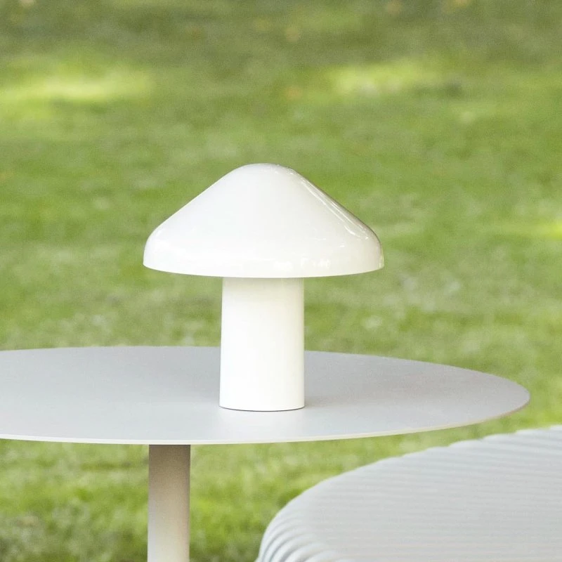 Lampada da tavolo LED HAY Pao Portable - Bianca