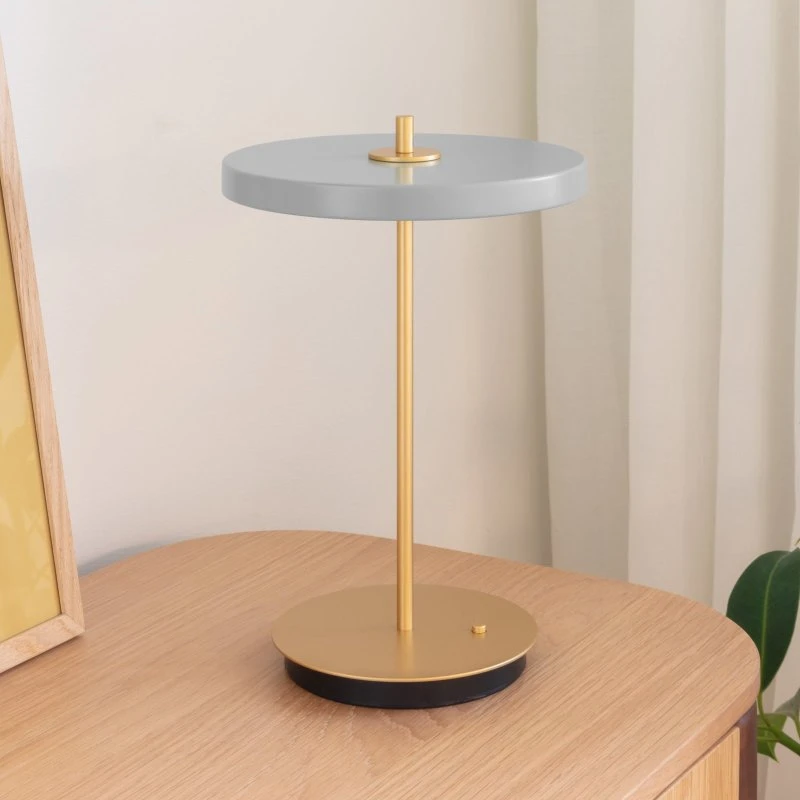 Lampada da tavolo LED UMAGE Asteria Move grigio nebbia/ottone