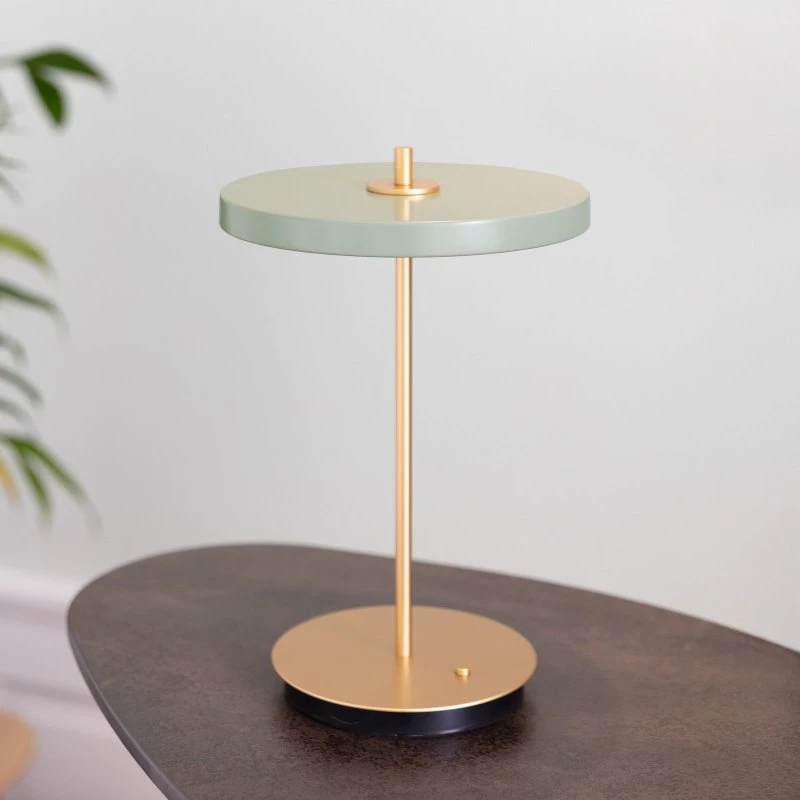 UMAGE Asteria Move Lampada LED da tavolo ricaricabile Verde Oliva