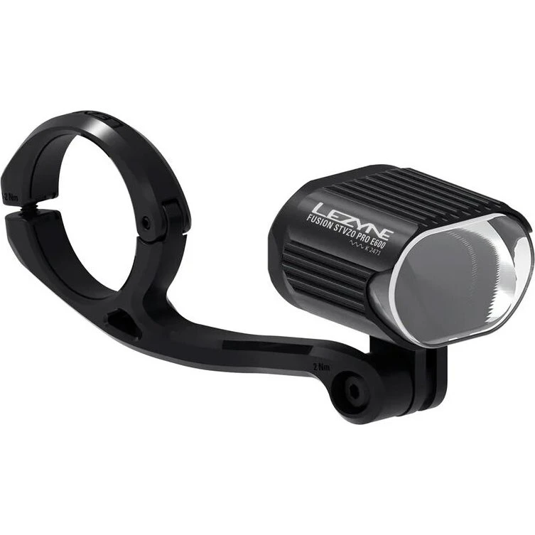 Lezyne E-Bike Fusion PRO StVZO E600 Anteriore