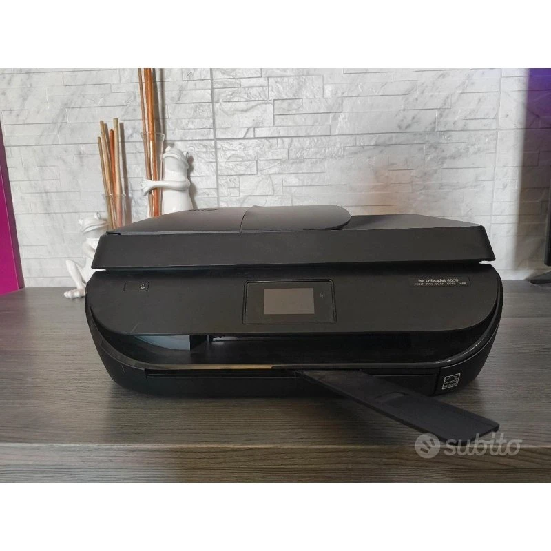 HP OfficeJet 4650 Multifunzione A4 Nero