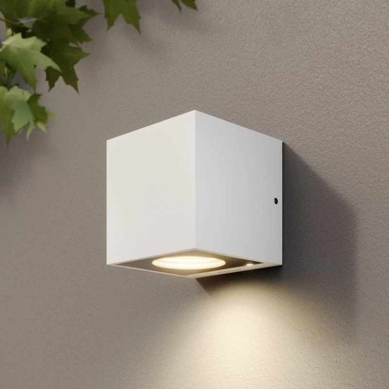 Arcchio Applique da esterno LED Tassnim Bianca - Design Moderno