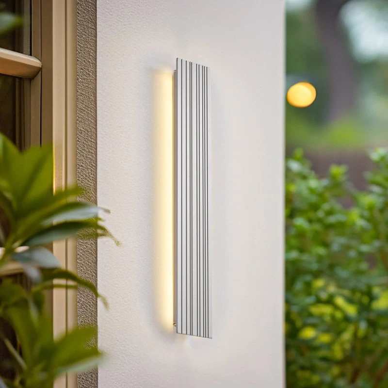 Applique da esterni LED Lucande Melira, grigio chiaro, 60 cm