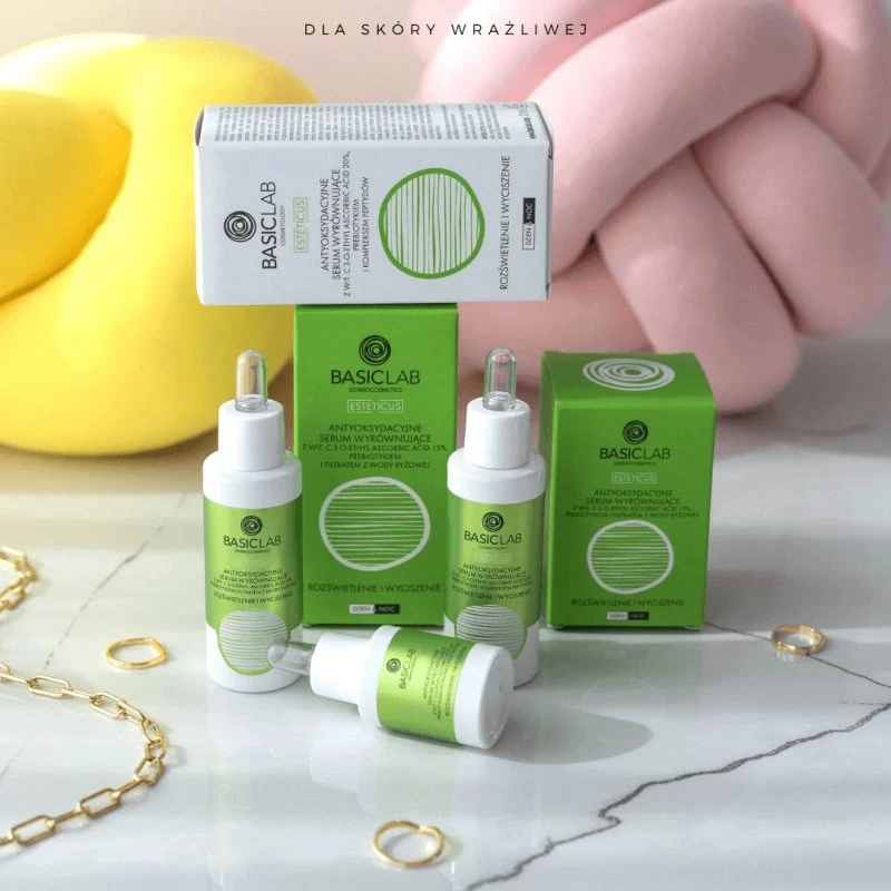Basiclab Esteticus Siero Antiossidante 15% Vitamina C e Prebiotico