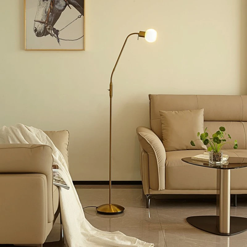 Lindby Elaina Lampada da Terra in Ottone e Vetro Bianco