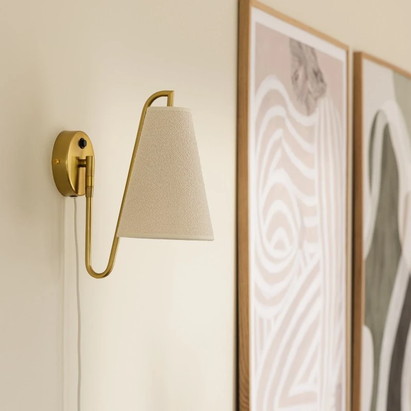 Globen Lighting Applique Lou Bouclé - Bianco e Ottone