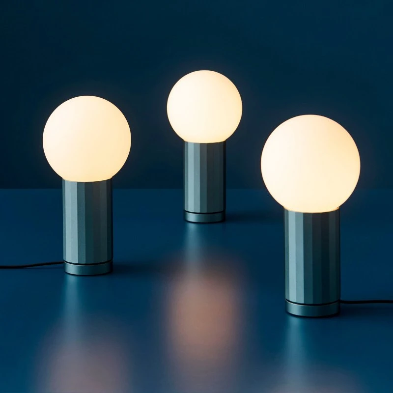 HAY Lampada da tavolo LED TURN ON Blu, Dimmerabile, 20 cm