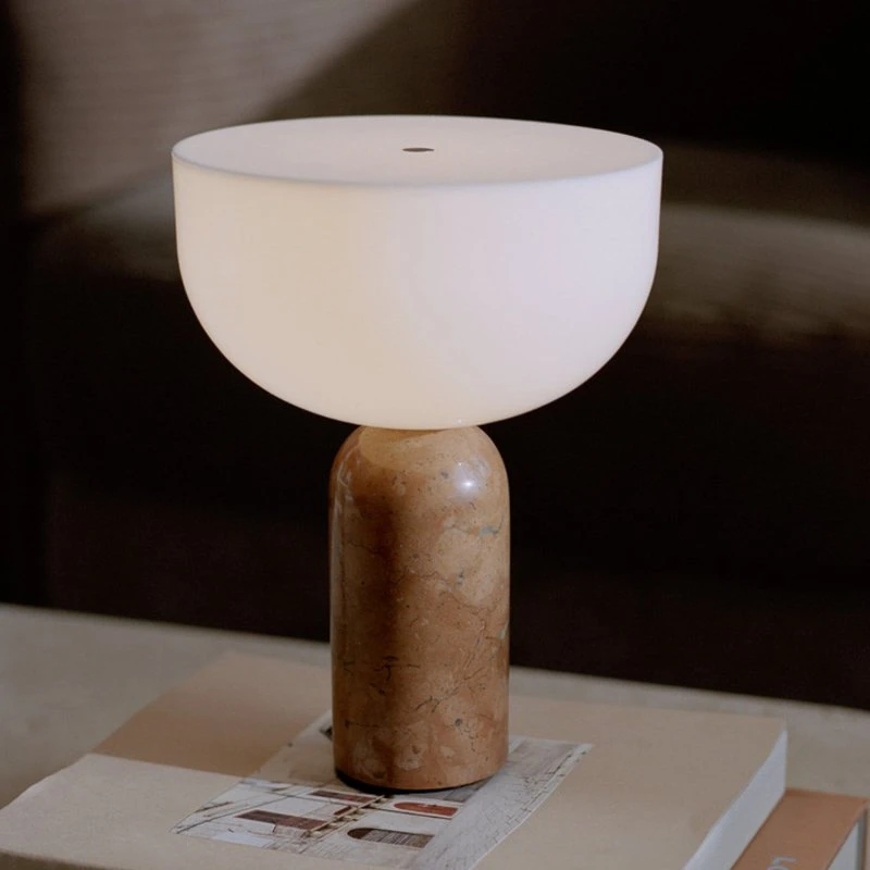 New Works Kizu Lampada da Tavolo Portatile in Marmo Breccia Pernice