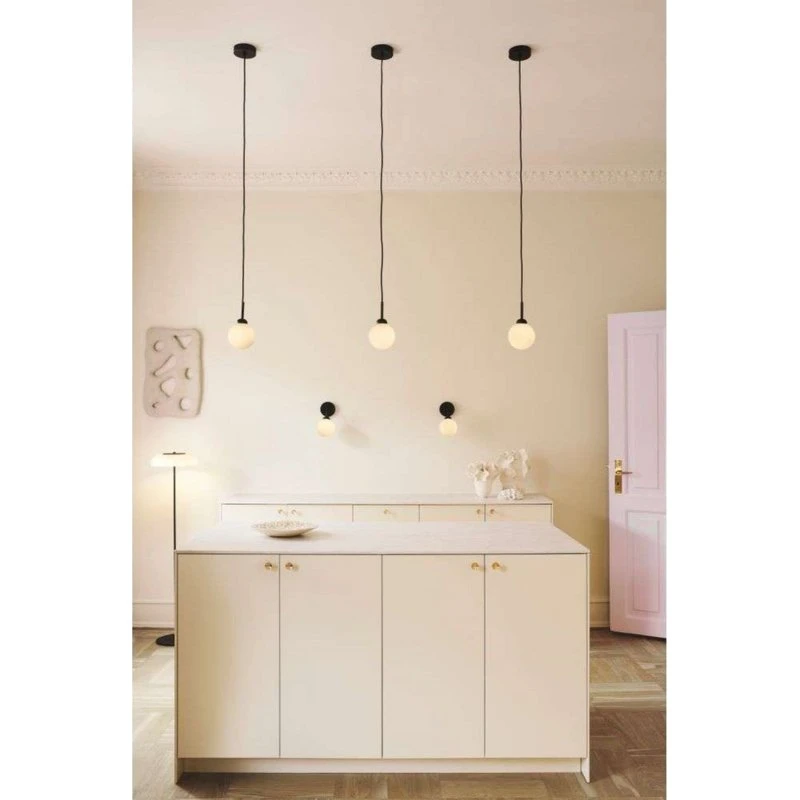 Nuura Apiales Applique Nero/Opale - 24 cm
